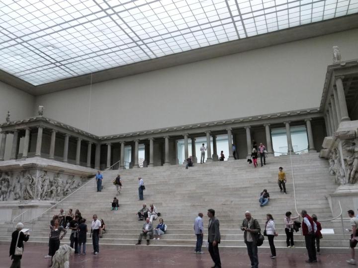 Pergamon museum altar berlin germany