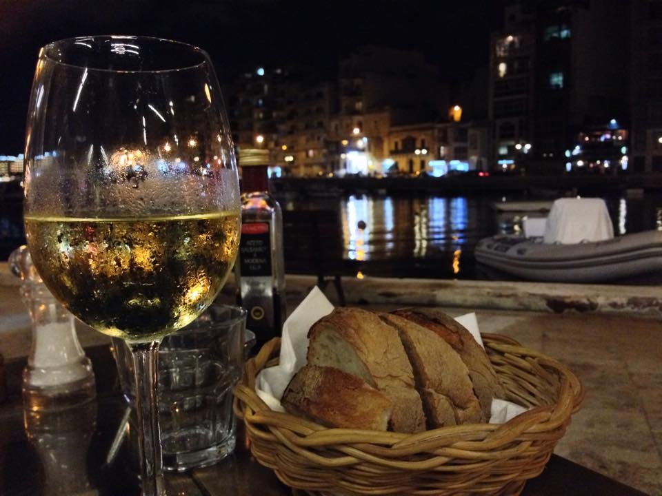 spinola bay malta jermpins