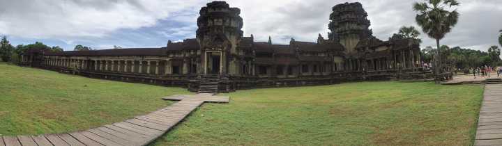 Angkor Wat panorama siem reap cambodia