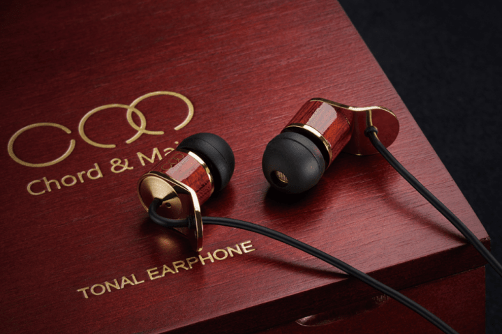 chord & major tonal earphones